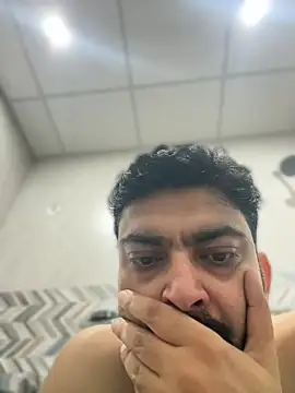 Snapshot of hot_rajat chatting on 05/21/26, 02:29 hot rajat online show from 05/21/26, 02:29