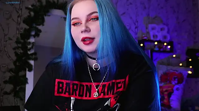 Moon Valkyrie online show from 01/27/25, 08:40