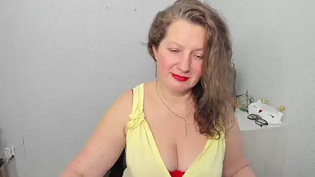 Snapshot of AriaTasty chatting on 01/14/25, 05:34 AriaTasty online show from 01/14/25, 05:34