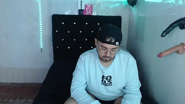 Jeilou online show from 07/11/26, 01:08