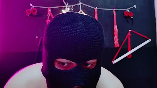 Snapshot of Exotic_Goddess chatting on 11/06/25, 12:06 Exotic Goddess online show from 11/06/25, 12:06