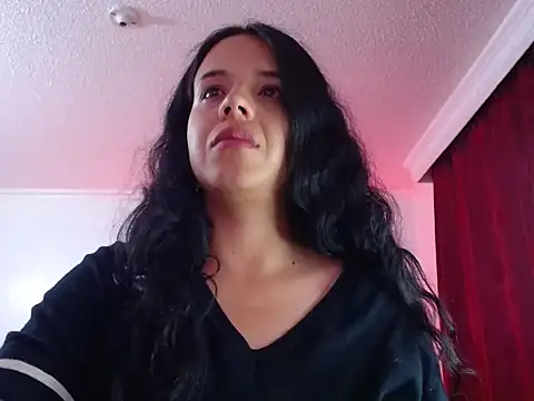 Snapshot of VALERY_MEER chatting on 10/15/25, 11:49 VALERY MEER online show from 10/15/25, 11:49