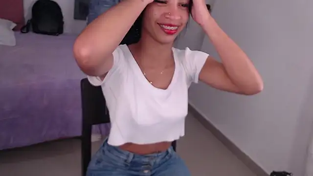 mary live online show from 02/19/25, 12:11