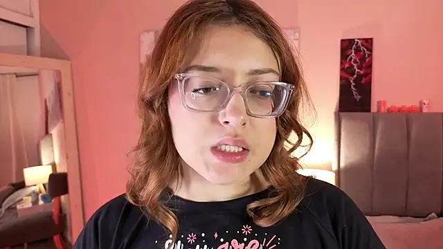 MiaFranklyn online show from 10/09/25, 02:15