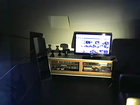 Snapshot of rodrigotof2000 chatting on 12/14/25, 07:03 rodrigotof2000 online show from 12/14/25, 07:03