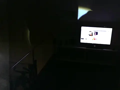 Snapshot of rodrigotof2000 chatting on 12/21/25, 06:09 rodrigotof2000 online show from 12/21/25, 06:09