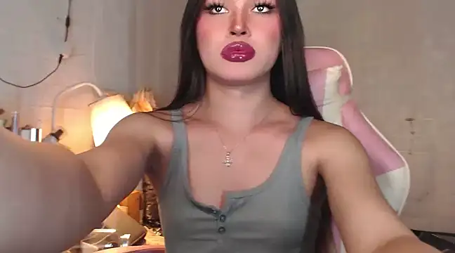 Snapshot of Ashely_Lewis chatting on 03/22/25, 02:36 Ashely Lewis online show from 03/22/25, 02:36