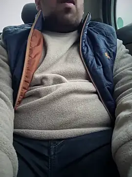 Snapshot of debu46 chatting on 01/29/25, 01:48 debu46 online show from 01/29/25, 01:48