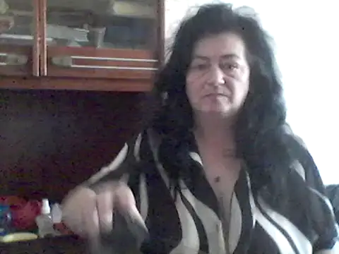 GypsiQueen2 online show from 03/11/25, 11:23