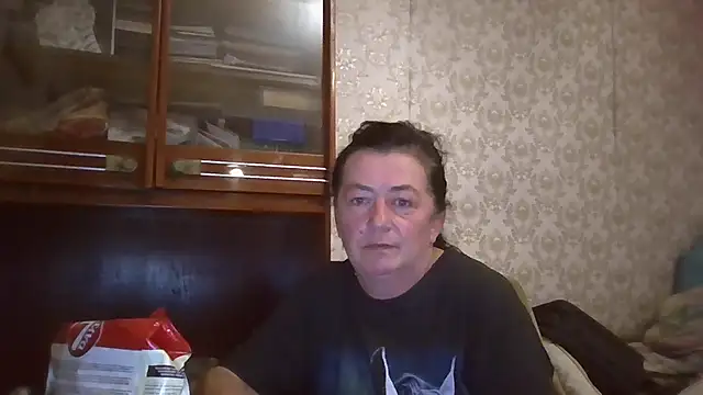 GypsiQueen2 online show from 09/26/25, 08:02