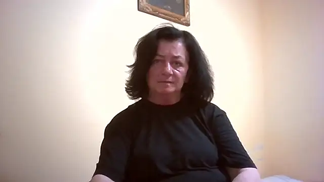GypsiQueen2 online show from 05/26/26, 06:26