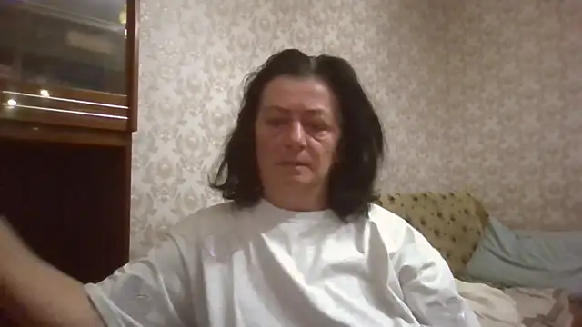 GypsiQueen2 online show from 06/28/26, 06:25