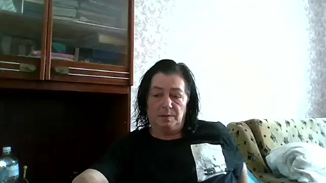 GypsiQueen2 online show from 06/30/26, 07:53