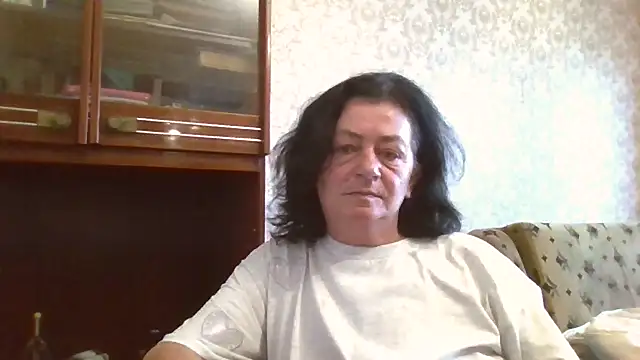 GypsiQueen2 online show from 07/02/26, 03:23