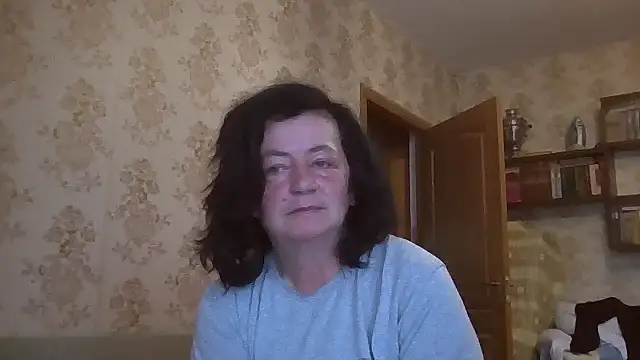 GypsiQueen2 online show from 07/10/26, 04:17