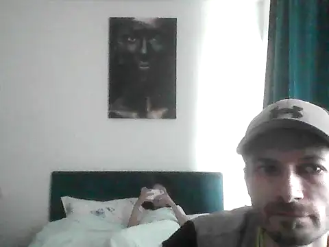 Hadrian2 online show from 04/18/26, 11:14