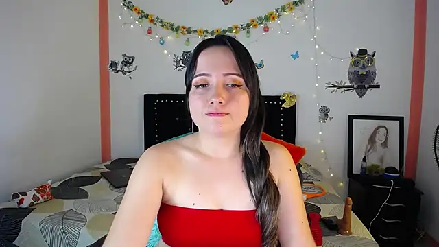 Snapshot of naughty_girl_4u chatting on 03/02/25, 05:58 naughty girl 4u online show from 03/02/25, 05:58