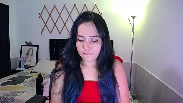 Snapshot of naughty_girl_4u chatting on 09/20/25, 10:55 naughty girl 4u online show from 09/20/25, 10:55