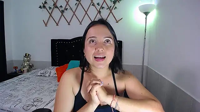 naughty girl 4u online show from 01/08/26, 09:06