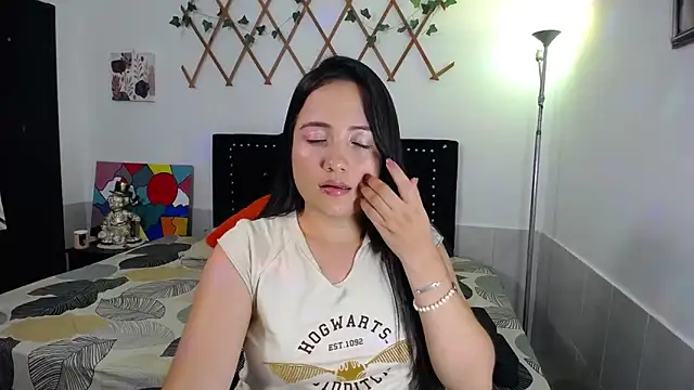 naughty girl 4u online show from 03/28/26, 08:08