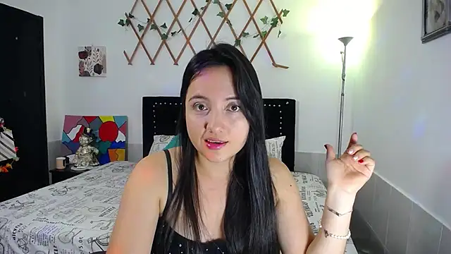 naughty girl 4u online show from 04/07/26, 07:58