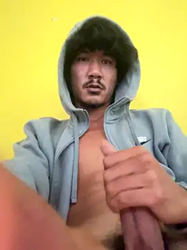 juniiorre online show from 11/04/25, 01:43