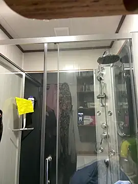 juniiorre online show from 04/13/26, 07:41