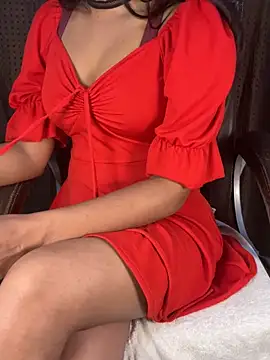 Snapshot of SCHOOL_Girl_0 chatting on 01/04/25, 05:37 SCHOOL Girl 0 online show from 01/04/25, 05:37