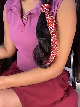 Snapshot of SCHOOL_Girl_0 chatting on 02/10/25, 10:09 SCHOOL Girl 0 online show from 02/10/25, 10:09