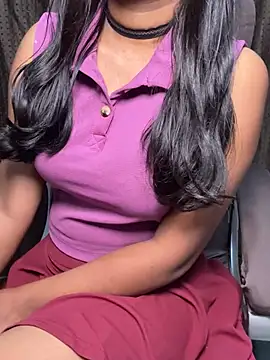 Snapshot of SCHOOL_Girl_0 chatting on 02/22/26, 01:18 SCHOOL Girl 0 online show from 02/22/26, 01:18