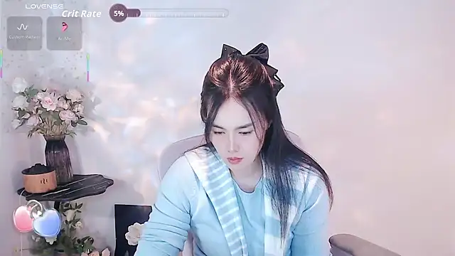 SHY- -girl online show from 11/04/25, 01:21