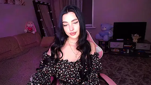   Malika   online show from 10/04/25, 02:59