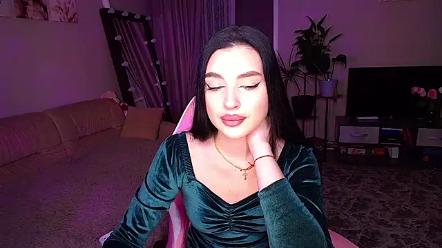   Malika   online show from 11/23/25, 03:12