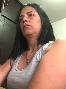 sharoon cheerry online show from 10/23/25, 11:53