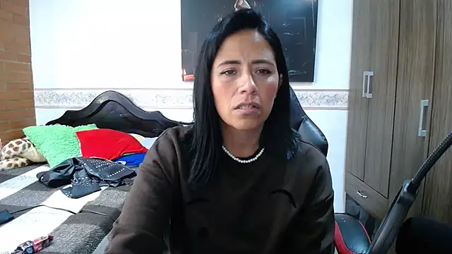 sharoon cheerry online show from 04/20/26, 04:10