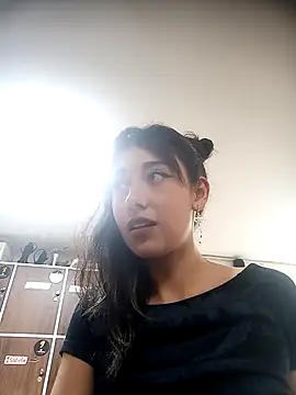 Scarlet wd18 online show from 03/15/25, 08:32