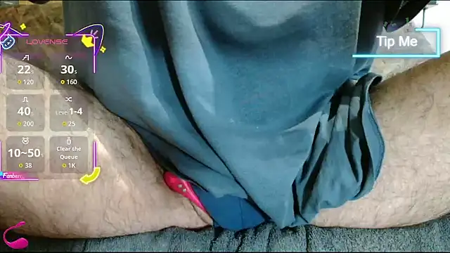 Snapshot of fab16300 chatting on 11/30/25, 10:30 fab16300 online show from 11/30/25, 10:30