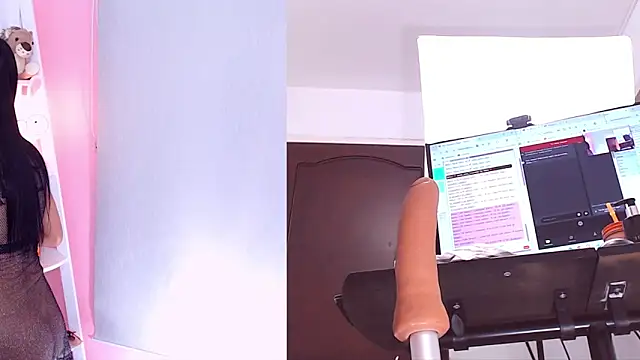 Snapshot of Sweet_Susie_ chatting on 09/24/25, 09:07 Sweet Susie online show from 09/24/25, 09:07