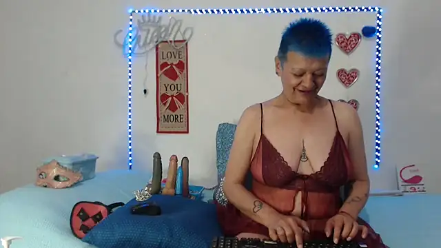 Snapshot of loquitaqueen011 chatting on 01/31/25, 06:25 loquitaqueen011 online show from 01/31/25, 06:25