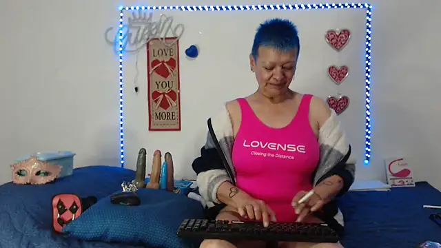 Snapshot of loquitaqueen011 chatting on 02/23/25, 03:18 loquitaqueen011 online show from 02/23/25, 03:18