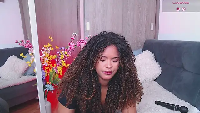 Snapshot of Amelia_bss chatting on 10/22/25, 01:44 Amelia bss online show from 10/22/25, 01:44