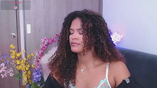 Snapshot of Amelia_bss chatting on 11/12/25, 02:50 Amelia bss online show from 11/12/25, 02:50