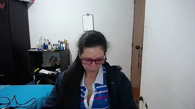 latin49 online show from 10/24/25, 04:20