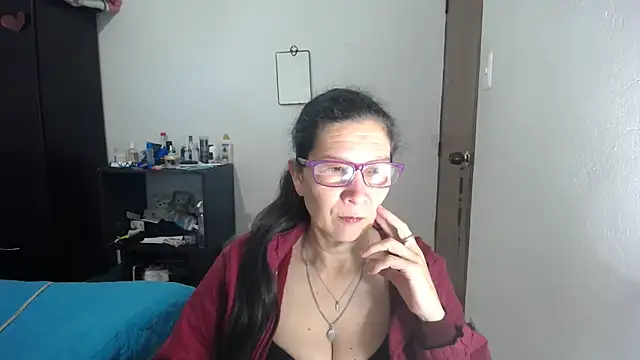 latin49 online show from 10/29/25, 04:04