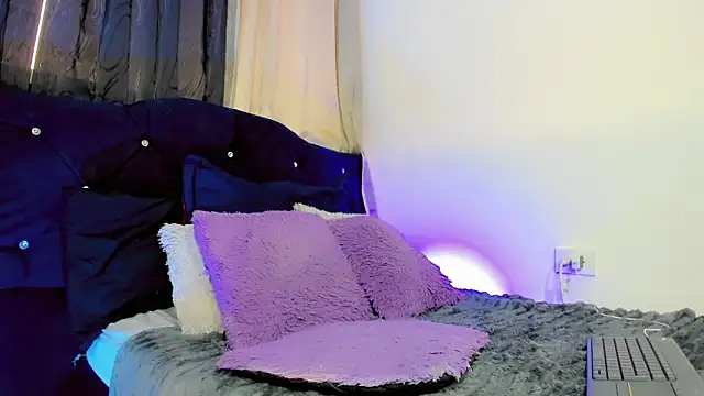 lesly xx online show from 03/29/26, 09:37