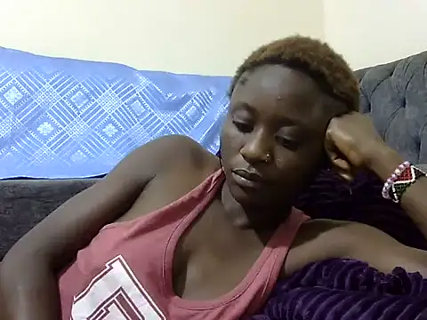 Snapshot of sweet_caci chatting on 06/30/26, 10:33 sweet caci online show from 06/30/26, 10:33