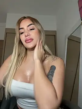 Snapshot of mi_suk11 chatting on 10/23/25, 05:44 mi suk11 online show from 10/23/25, 05:44