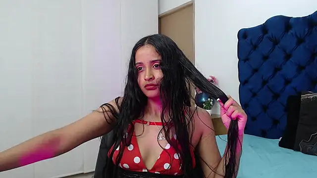 Snapshot of Lili666_ chatting on 10/26/25, 03:23 Lili666 online show from 10/26/25, 03:23