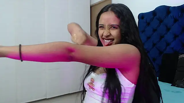 Snapshot of Lili666_ chatting on 10/28/25, 03:10 Lili666 online show from 10/28/25, 03:10