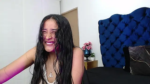 Snapshot of Lili666_ chatting on 11/07/25, 03:17 Lili666 online show from 11/07/25, 03:17